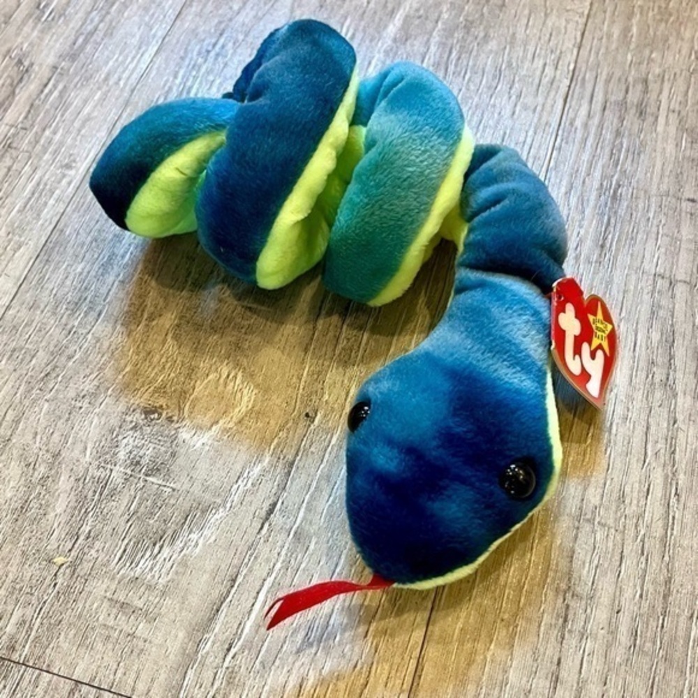 1997 Ty Beanie Baby Hissy Snake With Tag